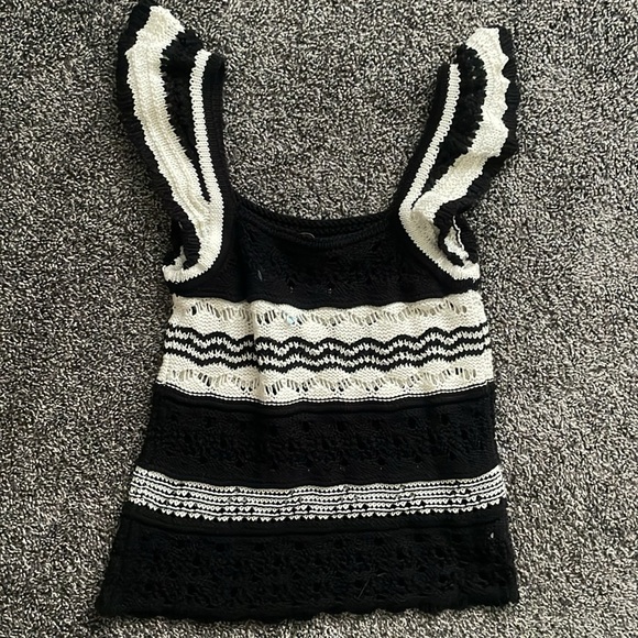 Loft crochet tank - Picture 3 of 3